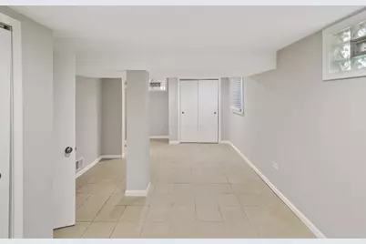 2110 Delaware Road, Waukegan, IL 60087 - Photo 16