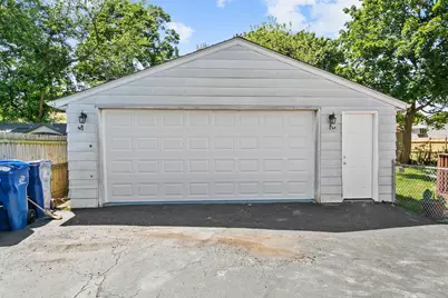 2110 Delaware Road, Waukegan, IL 60087 - Photo 22