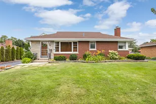 22 6th St, Downers Grove, IL 60515 - Photo 1