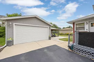 22 6th St, Downers Grove, IL 60515 - Photo 8