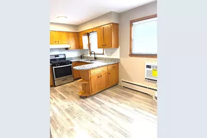 7538 Waukegan Road #2E, Niles, IL 60714 - Photo 4