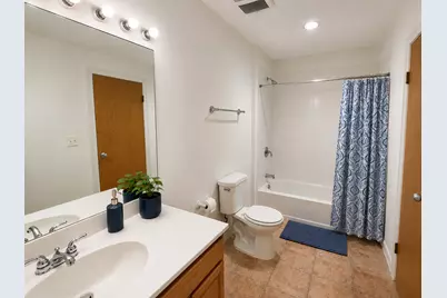 1278 N Milwaukee Avenue #2W, Chicago, IL 60622 - Photo 10