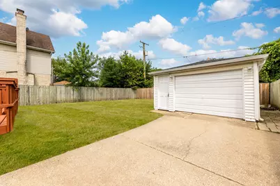 8708 44th Place, Lyons, IL 60534 - Photo 18