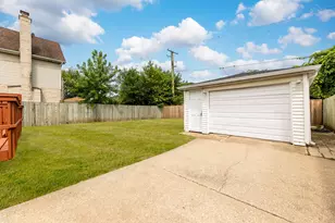 8708 44th Pl, Lyons, IL 60534 - Photo 18