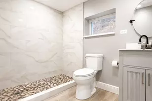 1747 N Luna Ave, Chicago, IL 60639 - Photo 32