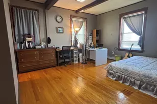 4825 W Jarlath St, Lincolnwood, IL 60712 - Photo 6
