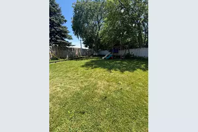 4825 W Jarlath Street, Lincolnwood, IL 60712 - Photo 32