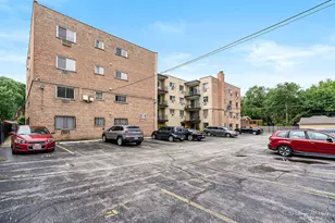 1340 W Touhy Ave, Chicago, IL 60626 - Photo 16