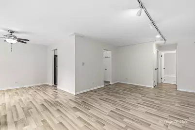 1340 W Touhy Avenue #202, Chicago, IL 60626 - Photo 6