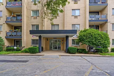 1340 W Touhy Avenue #202, Chicago, IL 60626 - Photo 1