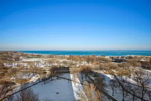 1555 N Dearborn Pkwy, Chicago, IL 60610 - Photo 26
