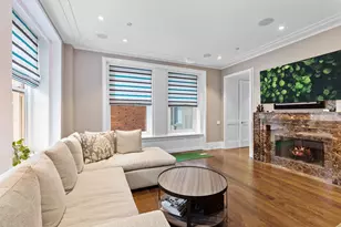 159 E Walton Pl, Chicago, IL 60611 - Photo 16