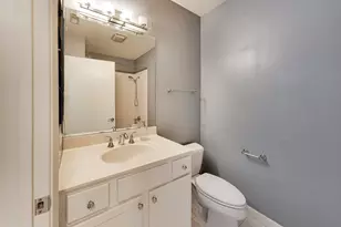 550 W Fulton St, Chicago, IL 60661 - Photo 24
