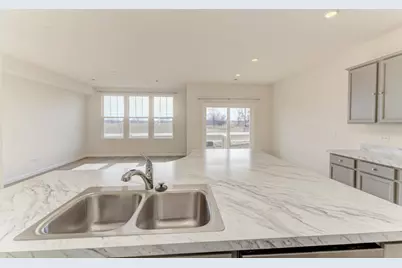 2235 Horseshoe Circle #2235, Naperville, IL 60564 - Photo 10