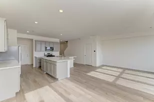 2235 Horseshoe Cir, Naperville, IL 60564 - Photo 14
