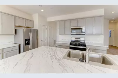 2235 Horseshoe Circle #2235, Naperville, IL 60564 - Photo 12