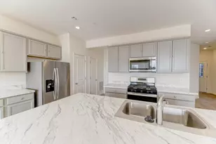 2235 Horseshoe Cir, Naperville, IL 60564 - Photo 12