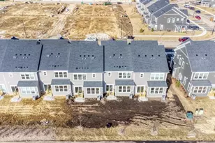 2235 Horseshoe Cir, Naperville, IL 60564 - Photo 24