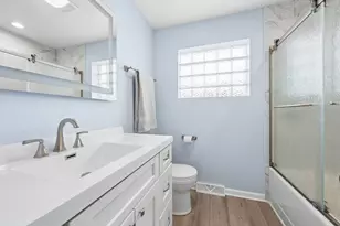 5626 N Kerbs Ave, Chicago, IL 60646 - Photo 16