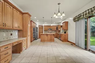 1808 Vale St, Champaign, IL 61822 - Photo 12