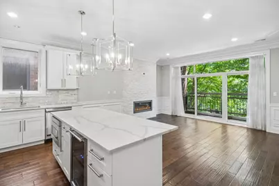 1424 W Fillmore Street #2E, Chicago, IL 60607 - Photo 6