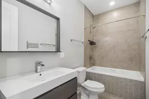 1424 W Fillmore St, Chicago, IL 60607 - Photo 20