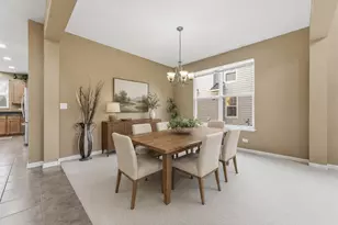 2023 Torino Dr, Elgin, IL 60123 - Photo 8