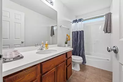 2023 Torino Drive, Elgin, IL 60123 - Photo 32