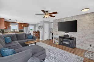 1334 S 16000W Rd, Reddick, IL 60961 - Photo 4