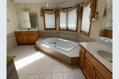 1660 Whistler Court, Naperville, IL 60564 - Photo 36