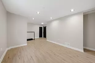 6828 S Champlain Ave, Chicago, IL 60637 - Photo 16