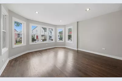6828 S Champlain Avenue, Chicago, IL 60637 - Photo 6