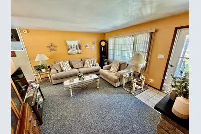 1511 Rogers Court, Dekalb, IL 60115 - Photo 6