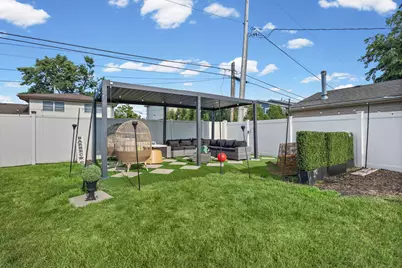 8501 S 84th Avenue, Hickory Hills, IL 60457 - Photo 42