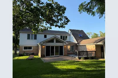 2283 Bellevue Place, Northbrook, IL 60062 - Photo 2