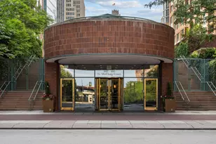480 N McClurg Ct, Chicago, IL 60611 - Photo 1