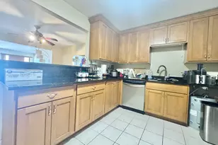 3217 W Bryn Mawr Ave, Chicago, IL 60659 - Photo 12