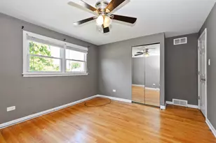 5909 W 99th St, Oak Lawn, IL 60453 - Photo 14