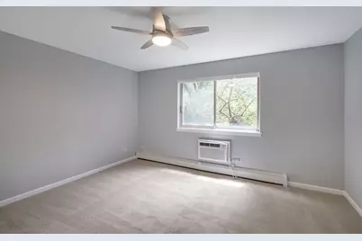 1198 Royal Glen Drive #221, Glen Ellyn, IL 60137 - Photo 12