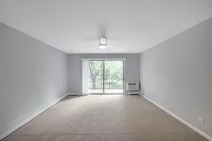 1198 Royal Glen Dr, Glen Ellyn, IL 60137 - Photo 10