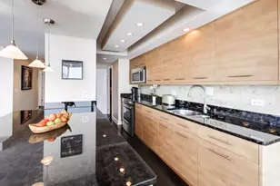 155 N Harbor Dr, Chicago, IL 60601 - Photo 10