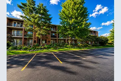 520 Biesterfield Road #209, Elk Grove Village, IL 60007 - Photo 4