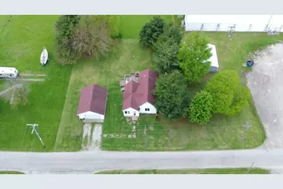 201 NW Lexington Street, Iroquois, IL 60945 - Photo 30