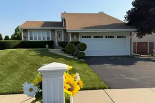 42 Abbeywood Dr, Romeoville, IL 60446 - Photo 6
