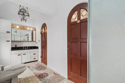 2656 W Logan Boulevard, Chicago, IL 60647 - Photo 22