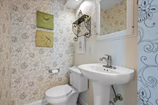 [Address not provided], Winnetka, IL 60093 - Photo 32