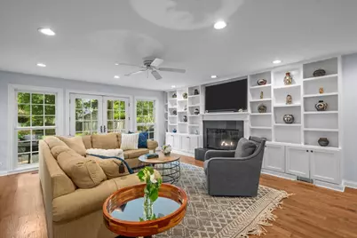 [Address not provided], Winnetka, IL 60093 - Photo 22