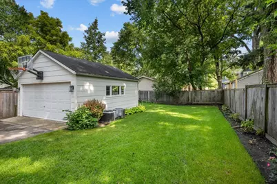 [Address not provided], Winnetka, IL 60093 - Photo 10