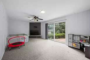 815 E Hintz Rd, Arlington Heights, IL 60004 - Photo 4
