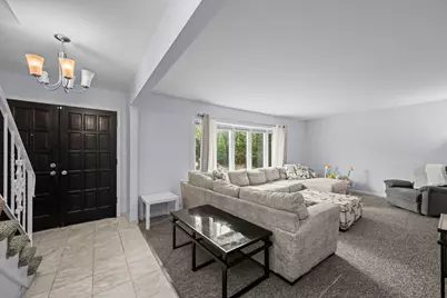 815 E Hintz Road, Arlington Heights, IL 60004 - Photo 2